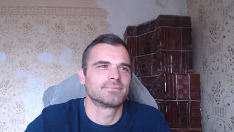 Snapshot of mr_alpacino chatting on December 7, 1:07 pm mr_alpacino online show from December 7, 1:07 pm