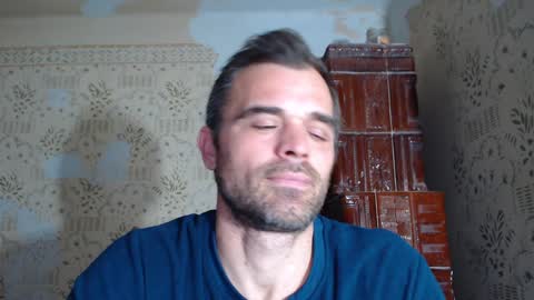 Snapshot of mr_alpacino chatting on December 15, 3:56 am mr_alpacino online show from December 15, 3:56 am