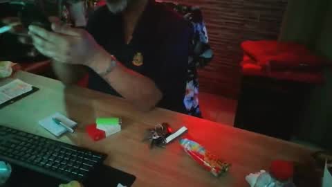 JUST FOR GIRLS     online show from September 9, 9:14 pm