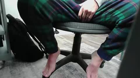 just me online show from December 22, 2:14 pm