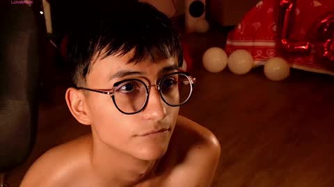 Mr Evans online show from February 6, 6:56 pm