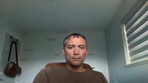 mr_halfling online show from September 28, 1:11 am