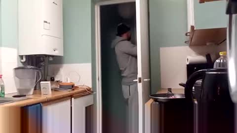 mr_i_ online show from December 15, 9:42 pm