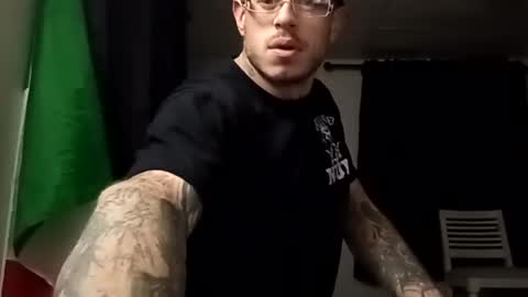 whateveryouwant online show from December 23, 11:25 am