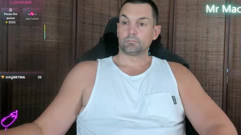 Cam online show from May 12, 8:06 pm