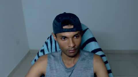 Snapshot of mr_max__ chatting on November 9, 1:26 am Max online show from November 9, 1:26 am