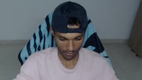 Snapshot of mr_max__ chatting on November 10, 5:12 pm Max online show from November 10, 5:12 pm