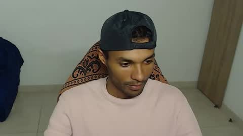 Snapshot of mr_max__ chatting on February 13, 4:14 pm Max online show from February 13, 4:14 pm