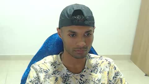 Snapshot of mr_max__ chatting on March 1, 10:01 pm Max online show from March 1, 10:01 pm