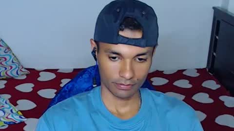 Snapshot of mr_max__ chatting on May 12, 2:58 pm Max online show from May 12, 2:58 pm