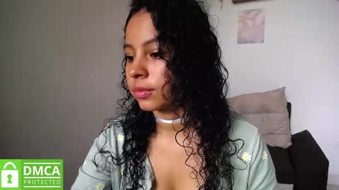 Snapshot of mr_mrscurie chatting on January 24, 3:45 pm Mr Mrs Curie online show from January 24, 3:45 pm