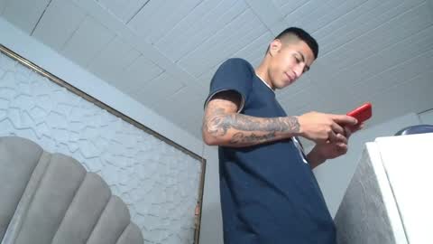 Snapshot of mr_porn_9 chatting on April 9, 6:24 pm Mr Porn online show from April 9, 6:24 pm