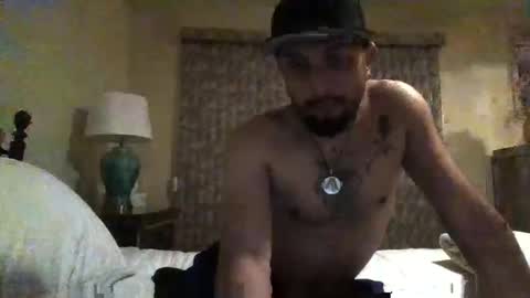 Snapshot of mr_skante chatting on March 2, 10:22 am klowstud online show from March 2, 10:22 am