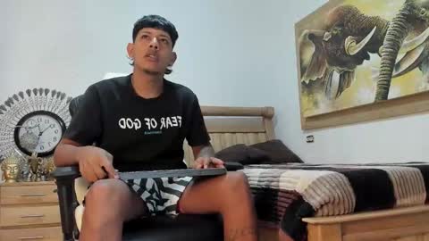 mr_stiven_ online show from March 25, 3:12 am