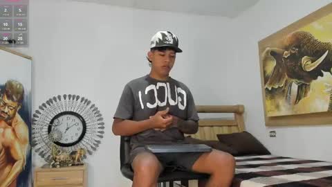 Snapshot of mr_stiven_ chatting on April 24, 3:31 am mr_stiven_ online show from April 24, 3:31 am