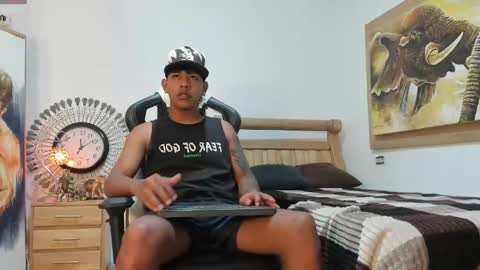 Snapshot of mr_stiven_ chatting on May 13, 3:04 am mr_stiven_ online show from May 13, 3:04 am