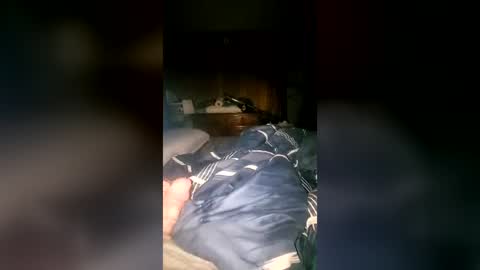 Snapshot of mr_white_420 chatting on July 12, 1:07 am mr_white_420 online show from July 12, 1:07 am