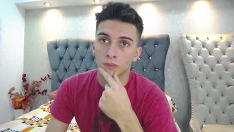 Snapshot of mr_williseo chatting on January 9, 7:50 pm williseo online show from January 9, 7:50 pm