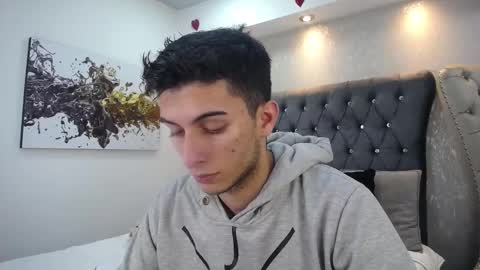 Snapshot of mr_williseo chatting on March 7, 8:00 pm williseo online show from March 7, 8:00 pm