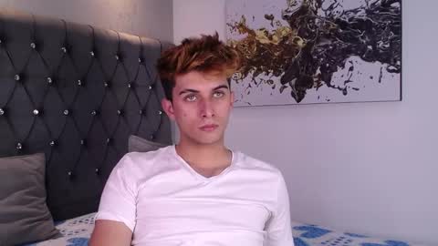 Snapshot of mr_williseo chatting on December 3, 7:12 pm williseo online show from December 3, 7:12 pm