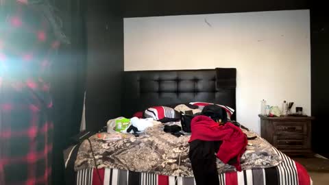 Snapshot of mrbigdthomas chatting on March 19, 2:54 pm MrBigDThomas online show from March 19, 2:54 pm