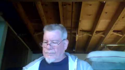 Snapshot of mrblade666 chatting on April 27, 10:46 am mrblade666 online show from April 27, 10:46 am
