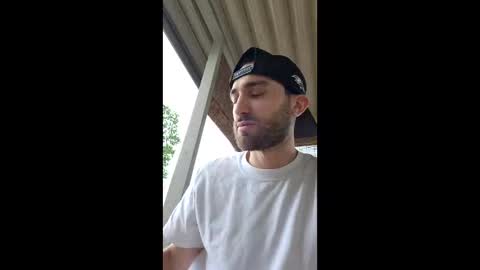 Snapshot of mrbwc301 chatting on May 28, 4:15 pm mrbwc301 online show from May 28, 4:15 pm