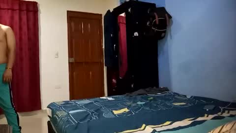 Snapshot of mrchrisdaniel chatting on November 1, 3:47 pm Christtofer online show from November 1, 3:47 pm