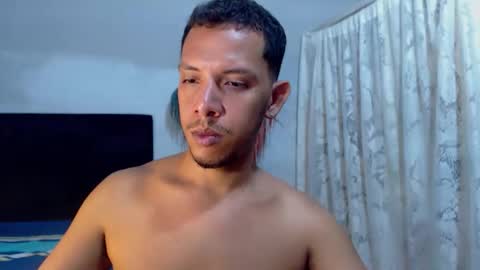 Snapshot of mrchrisdaniel chatting on April 24, 2:52 pm Christtofer online show from April 24, 2:52 pm