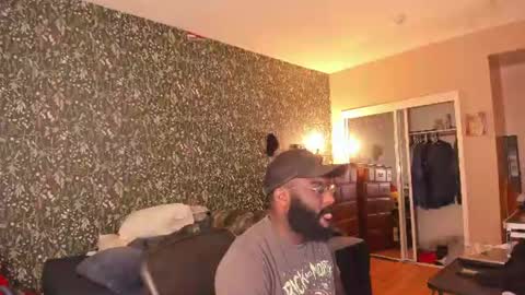 Snapshot of mrchuckdailyxxx chatting on July 11, 10:51 am Chuck Daily online show from July 11, 10:51 am