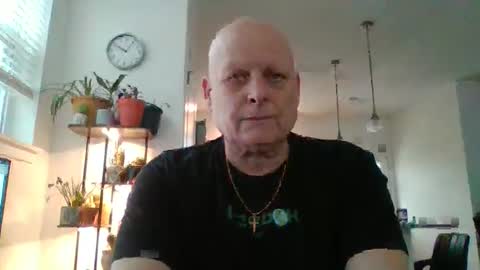 Snapshot of mrclean_55 chatting on May 18, 3:07 pm MrClean55 online show from May 18, 3:07 pm