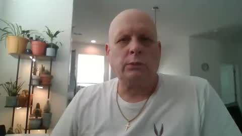 Snapshot of mrclean_55 chatting on June 12, 3:55 pm MrClean55 online show from June 12, 3:55 pm