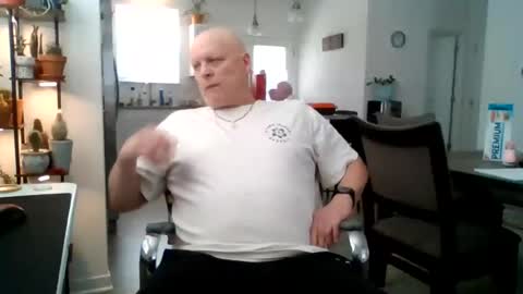 Snapshot of mrclean_55 chatting on July 30, 3:55 pm MrClean55 online show from July 30, 3:55 pm