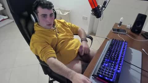 Snapshot of mrclean_97 chatting on February 4, 8:28 pm GoodBoy online show from February 4, 8:28 pm