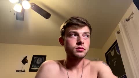 Snapshot of mrcoolguy68 chatting on October 26, 11:20 pm mrcoolguy68 online show from October 26, 11:20 pm