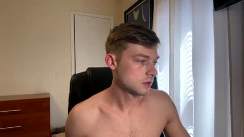 Snapshot of mrcoolguy68 chatting on July 10, 7:49 pm mrcoolguy68 online show from July 10, 7:49 pm
