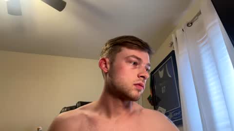 Snapshot of mrcoolguy68 chatting on July 12, 5:04 pm mrcoolguy68 online show from July 12, 5:04 pm