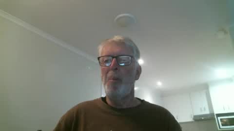 Snapshot of mrcreek1531 chatting on May 24, 5:56 am mrcreek1531 online show from May 24, 5:56 am