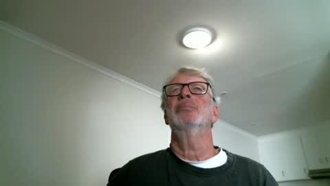 Snapshot of mrcreek1531 chatting on June 12, 4:33 am mrcreek1531 online show from June 12, 4:33 am