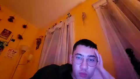 Snapshot of mrcroftsummers chatting on October 22, 9:31 am Croft online show from October 22, 9:31 am