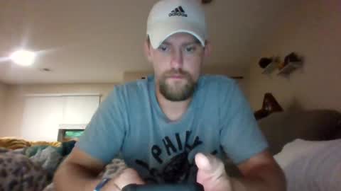 Snapshot of mrcumfixit chatting on July 29, 11:36 pm mrcumfixit online show from July 29, 11:36 pm