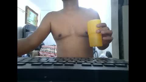 Snapshot of mrdongato01 chatting on January 16, 3:23 am Gato online show from January 16, 3:23 am