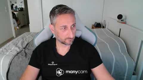 Snapshot of mrdr000 chatting on May 4, 5:58 am mrdr000 online show from May 4, 5:58 am
