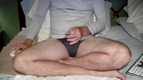 mrericsmith  email hidnnn online show from October 23, 10:03 am