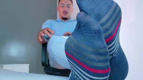 Snapshot of mrfox__ chatting on September 29, 8:35 pm Mr Fox online show from September 29, 8:35 pm