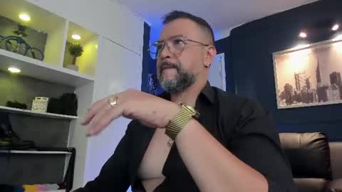 MrFrank. online show from June 16, 2:09 pm