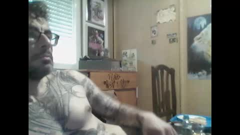 MrFumao online show from March 25, 5:08 pm