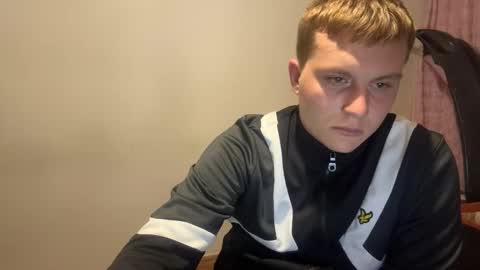 Max online show from October 8, 7:11 pm