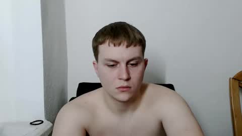 Max online show from February 17, 9:54 pm