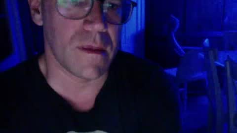 Snapshot of mrhotalot chatting on April 29, 7:31 pm mrhotalot online show from April 29, 7:31 pm